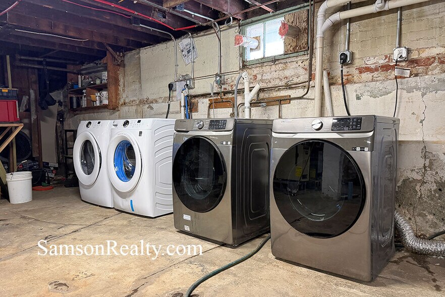 Building Photo - 178 Hillside Ave