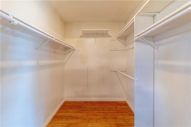 Building Photo - 23 Chicory Way