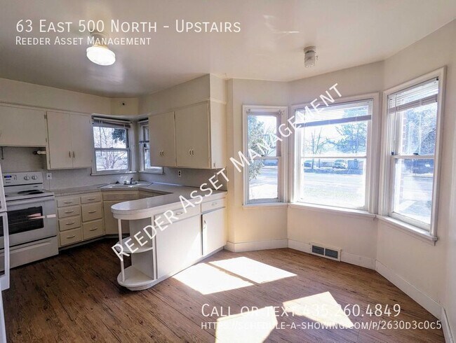 Building Photo - 63 E 500 N