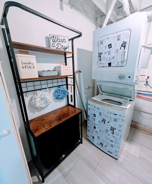 Laundry Room - 3408 25th St