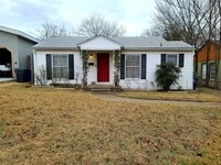 Building Photo - 8910 Santa Clara Dr