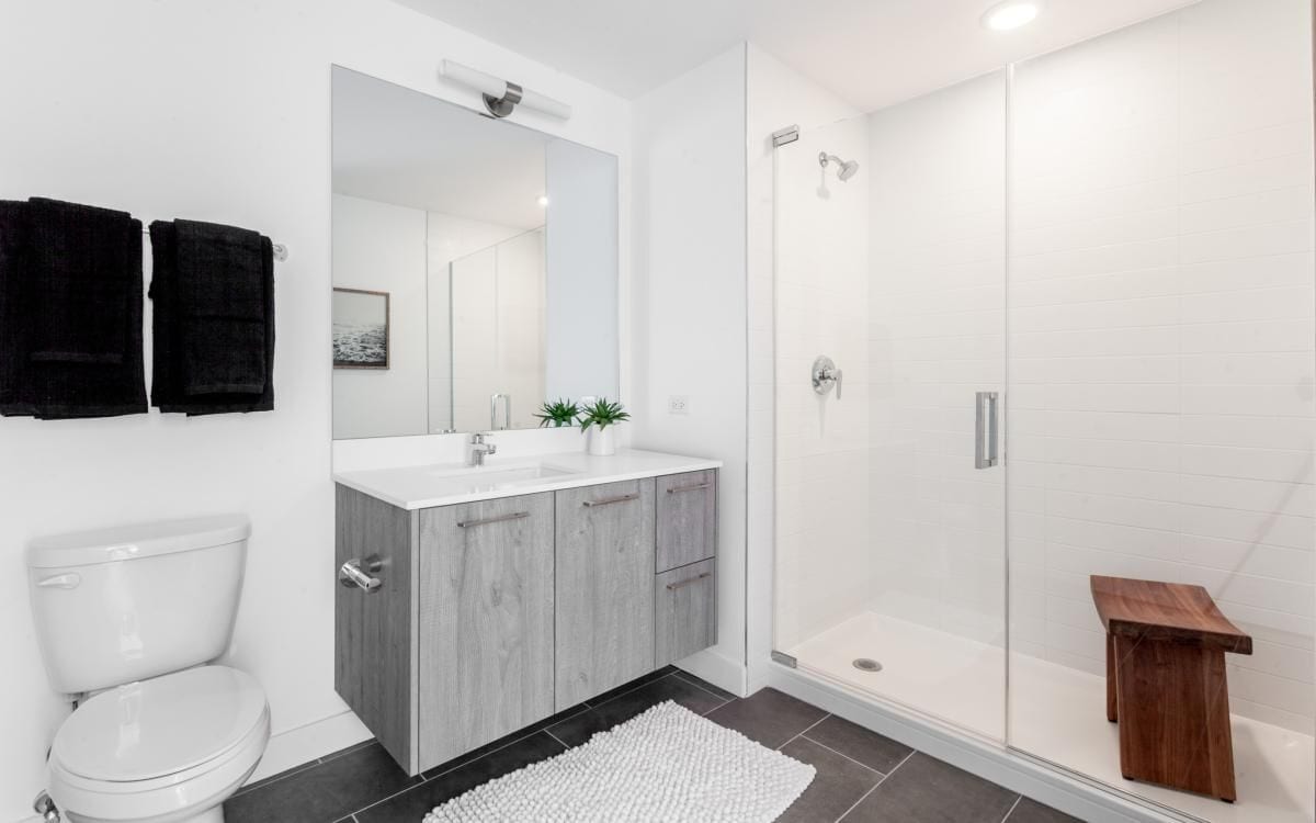 Building Photo - 1590 Elmwood Ave