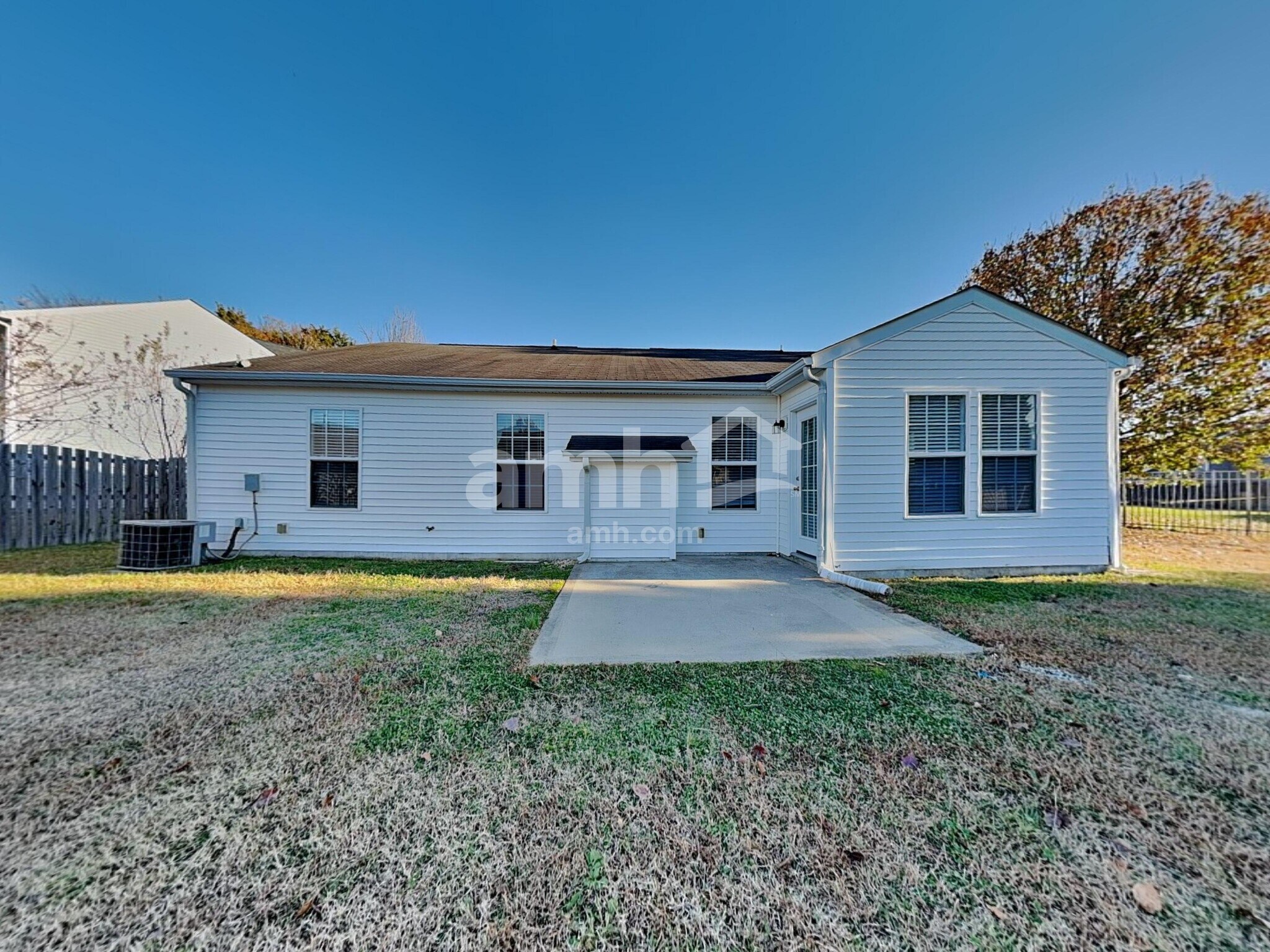 Building Photo - 13104 Young Fawn Ct