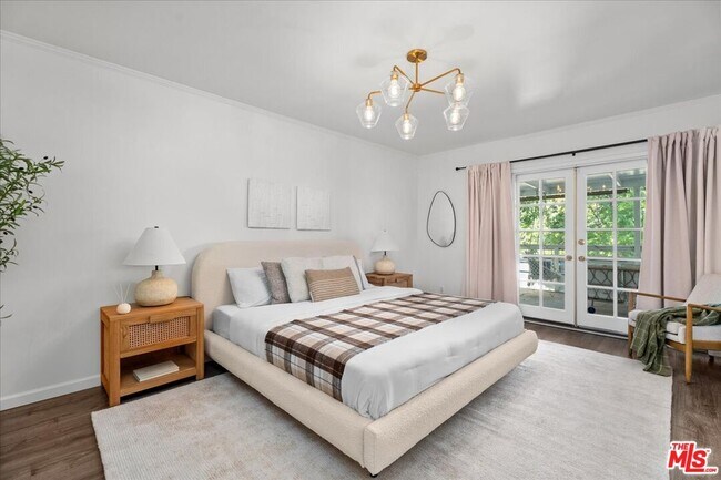 Building Photo - 4104 Saugus Ave