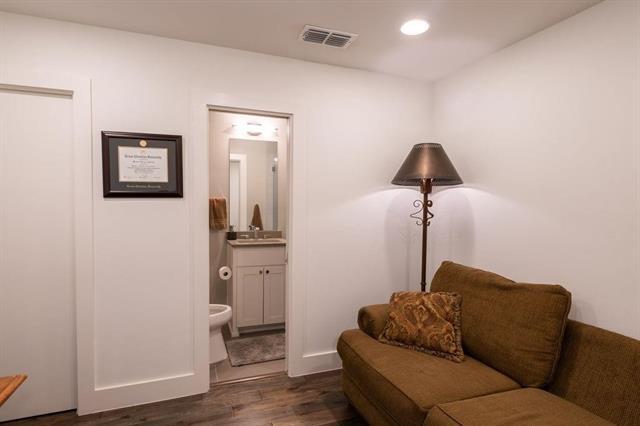 Building Photo - 4925 Camdale Ct