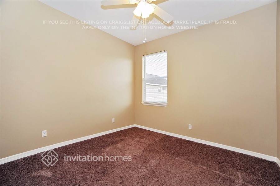 Building Photo - 5015 Lakehurst Ct