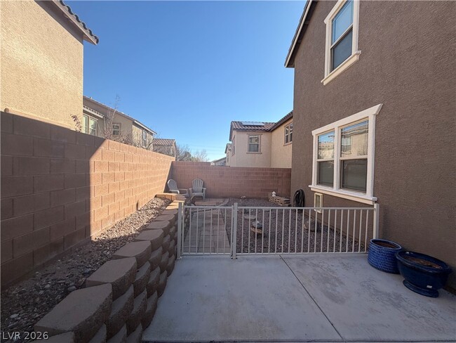 Building Photo - 10806 Old Ironsides Ave