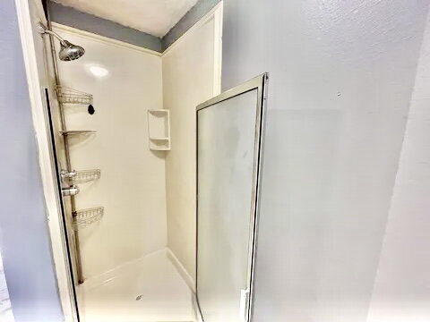 Building Photo - Charming 3 Bed, 2 Bath Brick Home on Corner Lot – Fireplace, 2-Car Garage & Conveniently located!