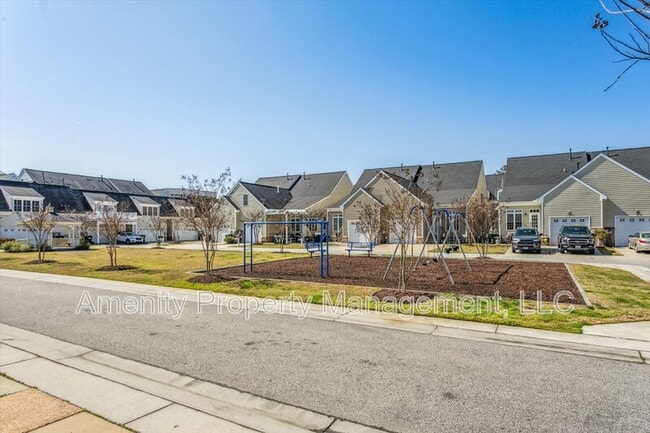 Building Photo - 103 Carrington Ln