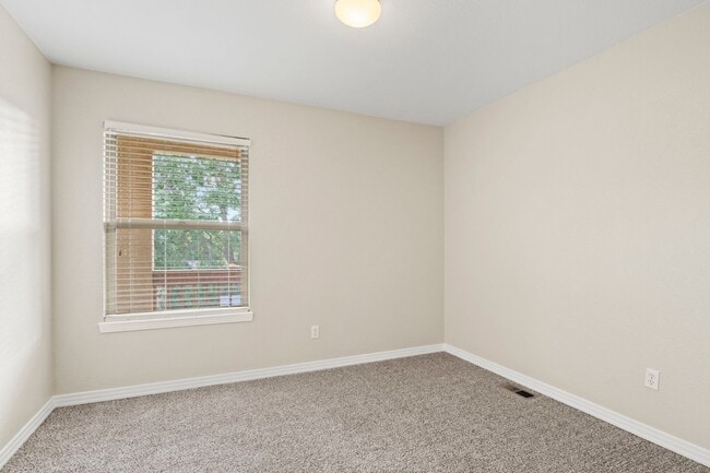 Building Photo - 4109 Sunny Vista Heights