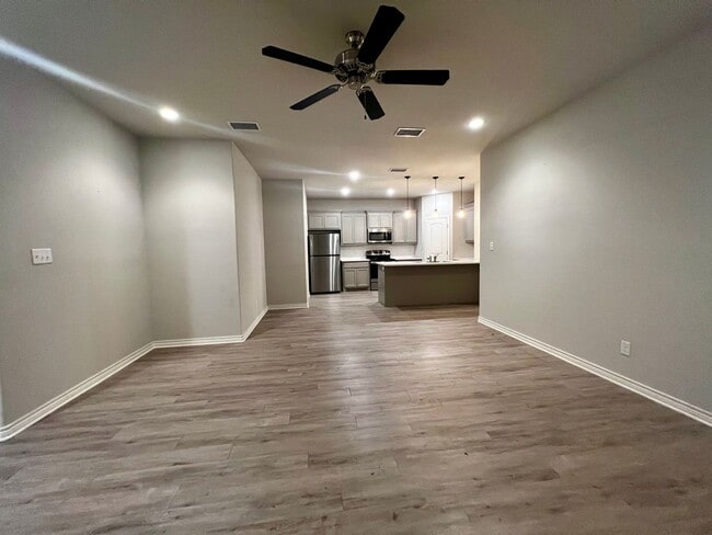 Building Photo - 9804 Avenue U