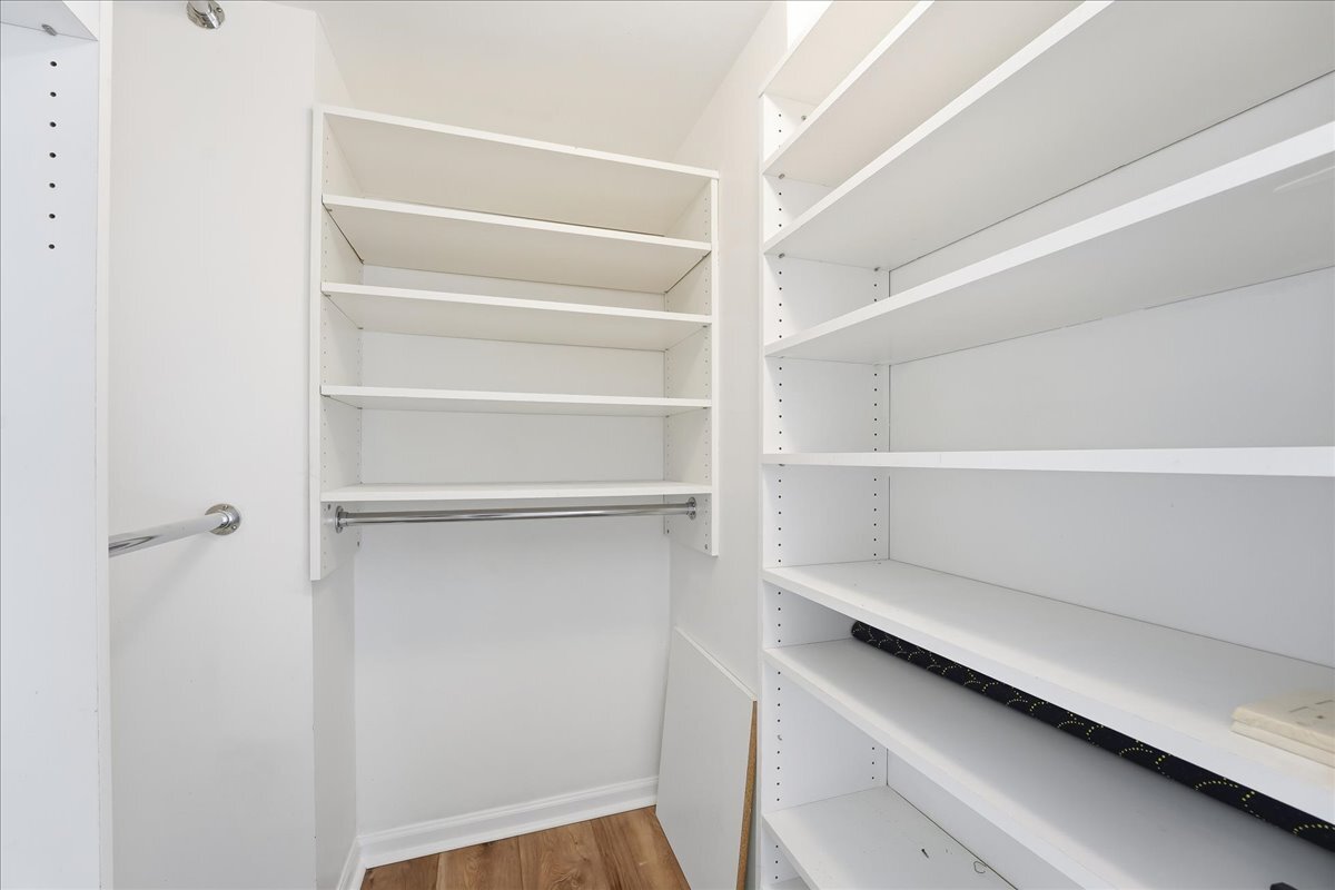 Building Photo - 700 1st St