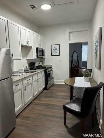 Building Photo - 755 Rosemary Pk