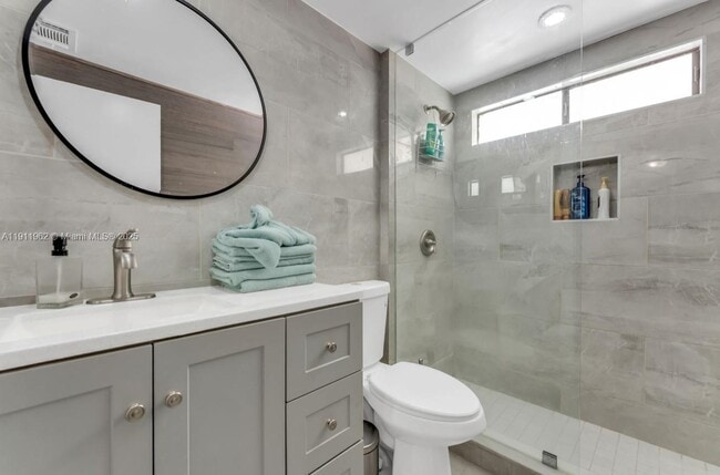 Building Photo - 164 Blue Harbor Dr