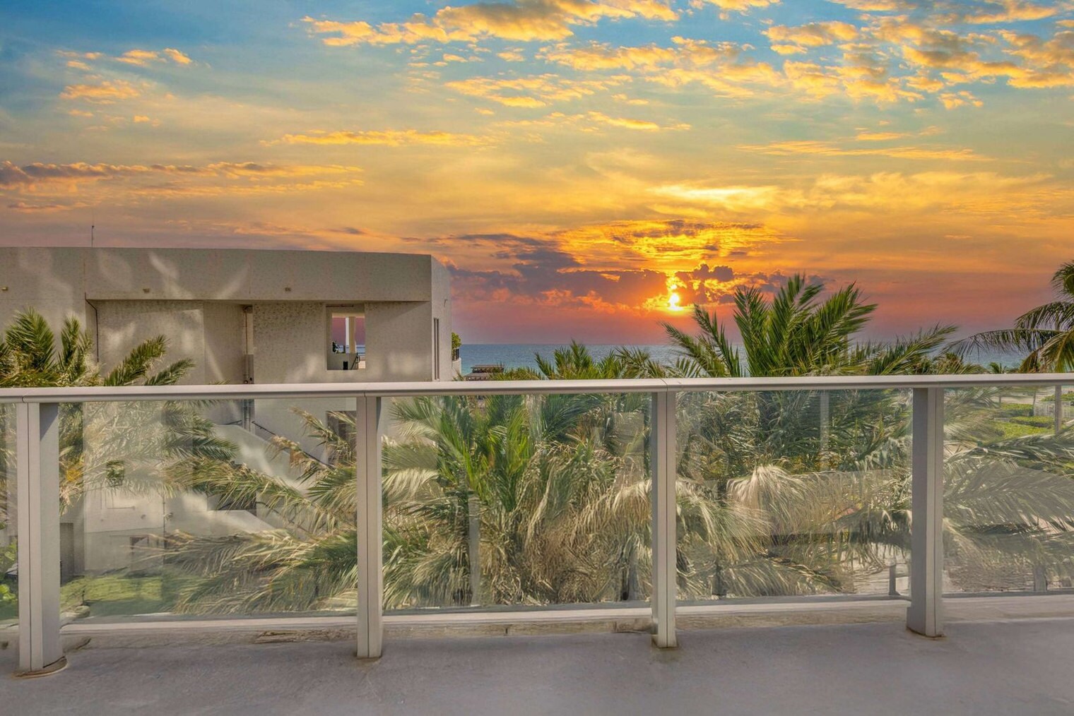 Building Photo - 4111 S Ocean Dr