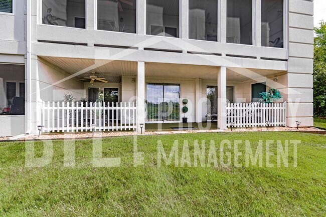 Building Photo - Beautiful Two Bedroom Condo in Palace View Place