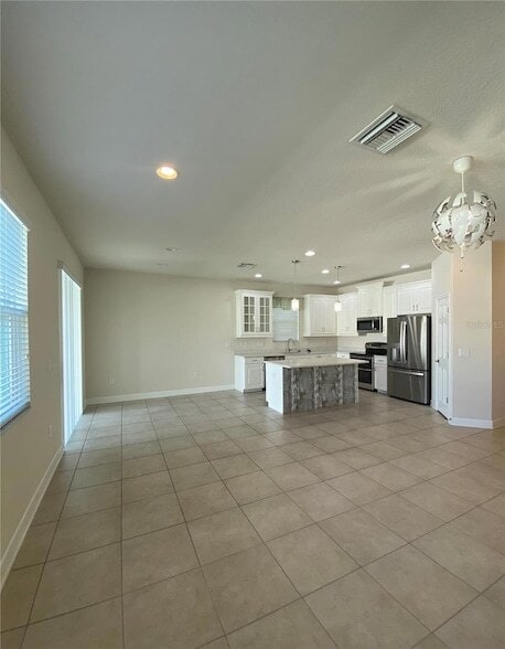 Building Photo - 33207 Whisper Pointe Dr