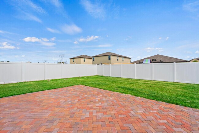 Building Photo - 701 Carlyle Wy