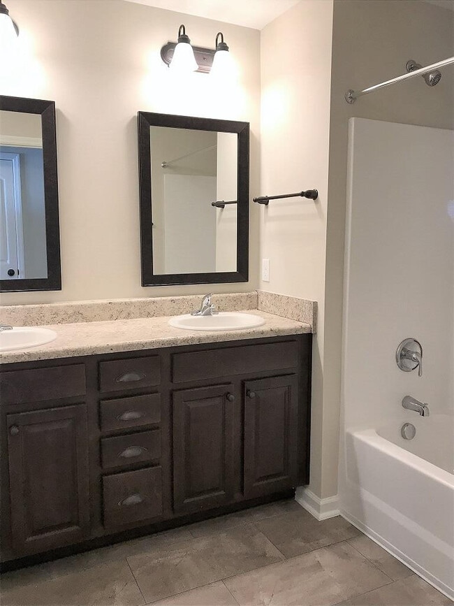 Building Photo - 5154 Copse Dr