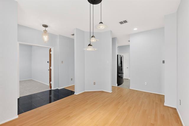 Building Photo - 1538 Oakmont Dr