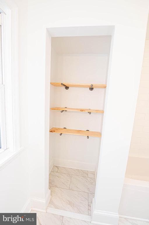 Building Photo - 308 N Division St