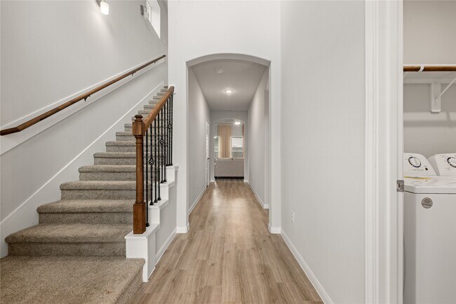 Building Photo - 27130 Peaceful Cv Dr