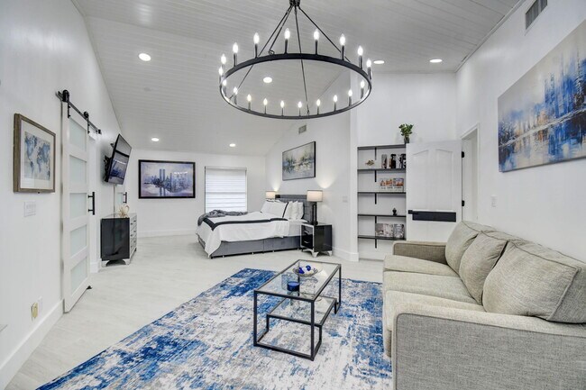 Building Photo - 13302 Doubletree Cir