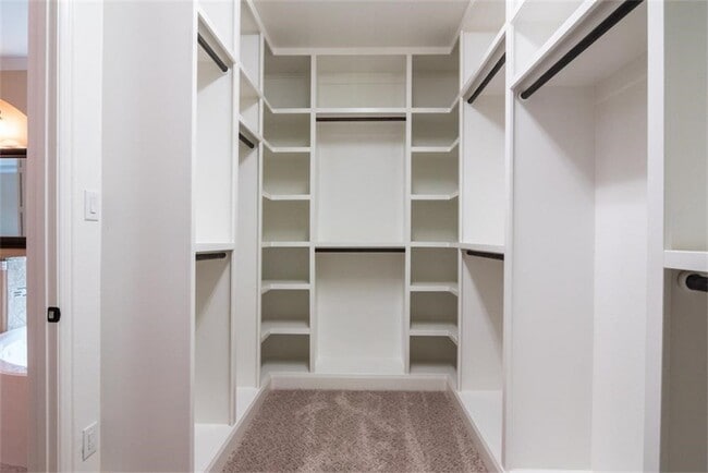 Building Photo - 27614 Isabella Mdw Wy