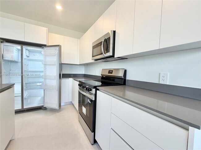 Building Photo - 19113 SW 344th Ter