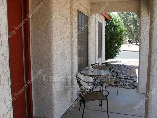 Building Photo - 6155 W Del Rio St