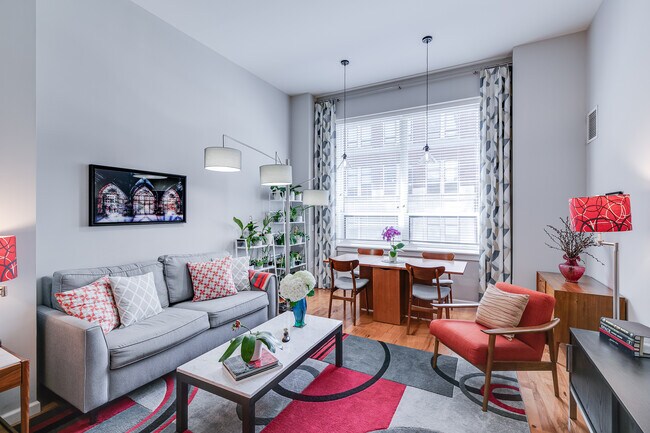 Building Photo - 1425 Locust St