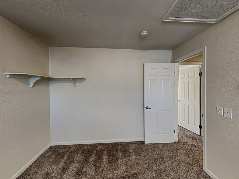 Building Photo - 7563 Harvey Ln