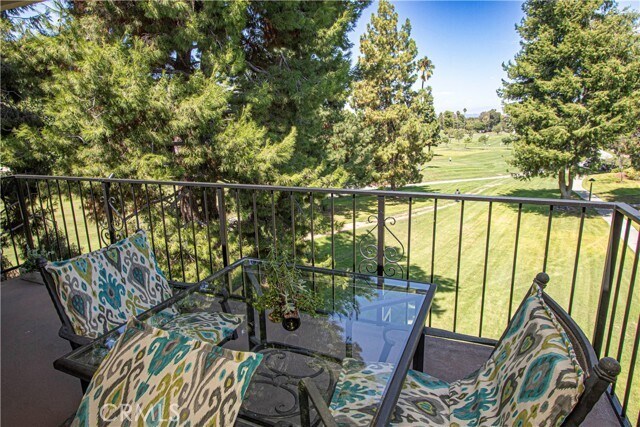 Building Photo - 2391 Via Mariposa W