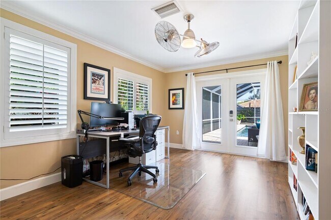 Building Photo - 606 Owl Way