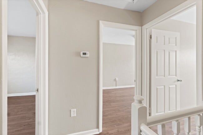 Building Photo - 3 BEDROOM BRICK TOWNHOME FOR RENT IN NORFOLK