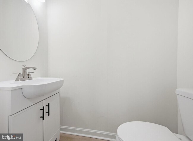 Building Photo - 2636 Lauretta Ave