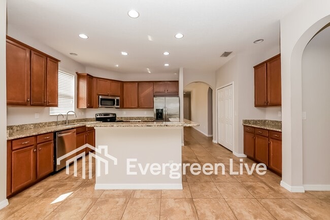 Building Photo - 15303 Long Cypress Dr