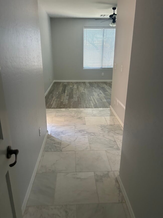 Building Photo - 4775 E Cloudburst Ct