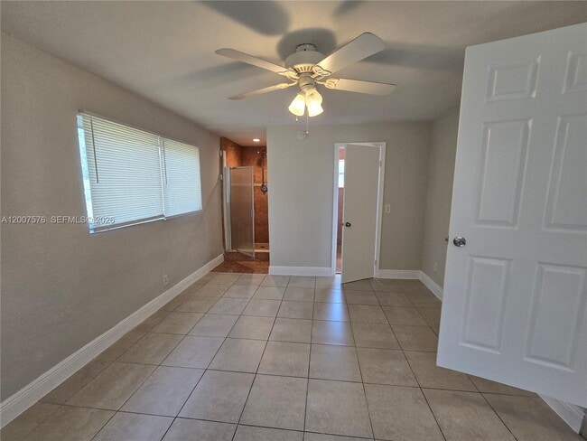 Building Photo - 2348 NW 15th St