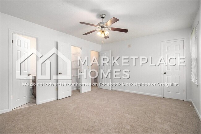 Building Photo - 5285 Oakridge Dr