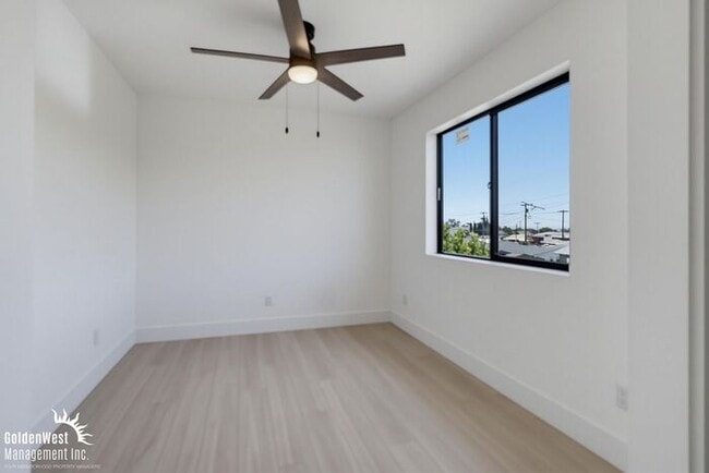 Building Photo - Newly Built 2Bdm 2Ba Upper-Level Apartment with Modern Finishes & Bright Open Living!