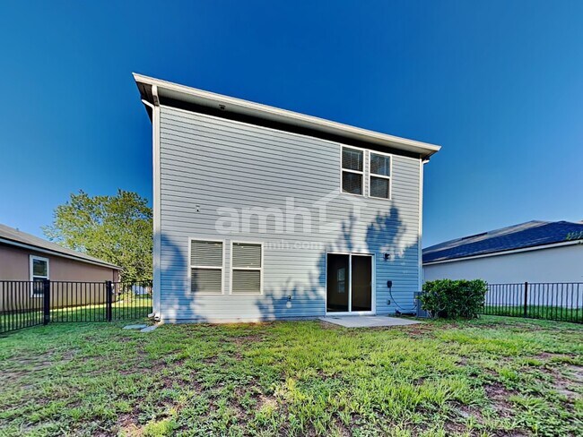 Building Photo - 120 E Jayce Way
