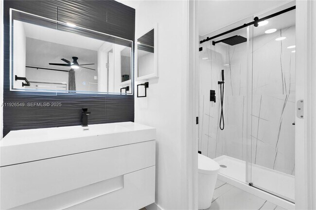 Building Photo - 13028 SW 88th Ln