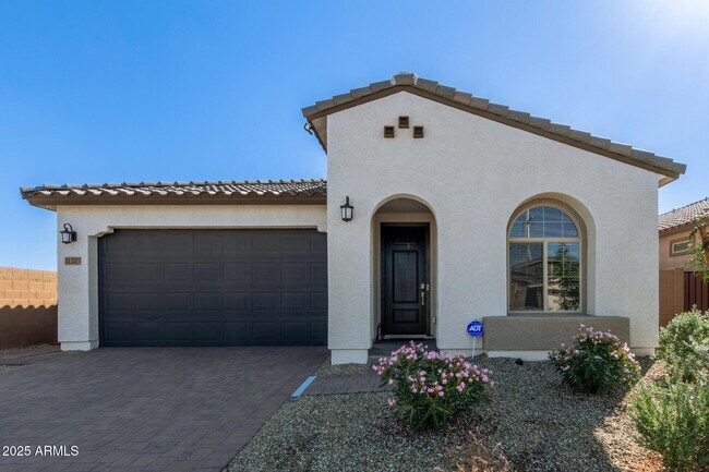 Primary Photo - 11207 W Luxton Ln