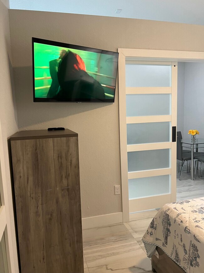 Building Photo - 19950 SW 132nd Ct