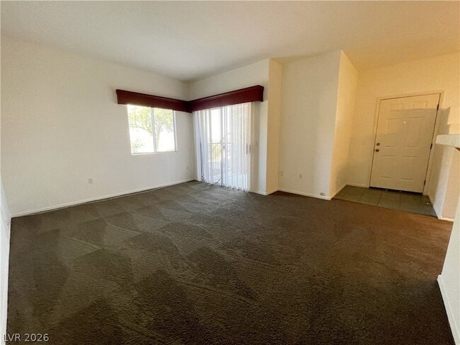 Building Photo - 2110 Los Feliz St