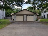 Building Photo - 13309 Saddlebrook Trail