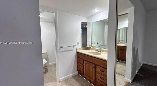 Building Photo - 1703 Whitehall Dr