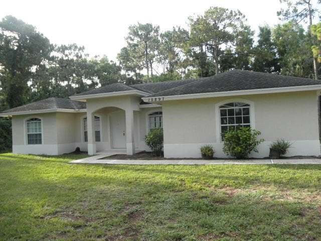 Building Photo - 15897 79th Ct N