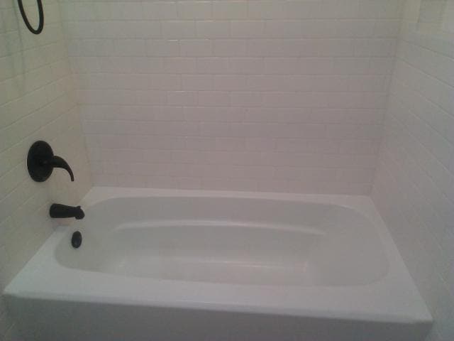 Building Photo - 2113 River Rd